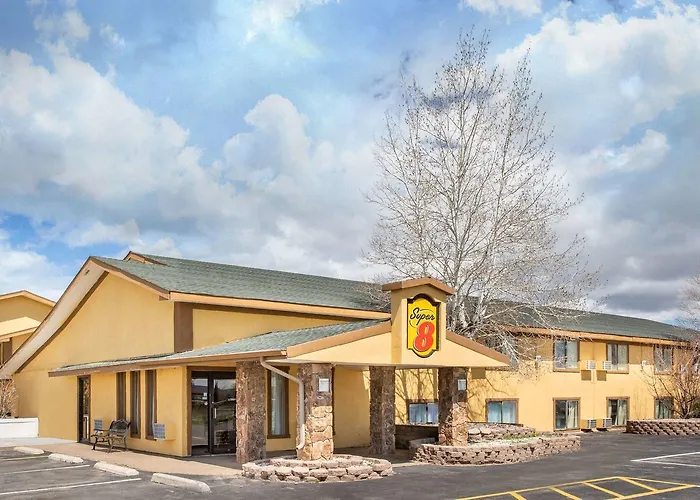 Super 8 By Wyndham Craig