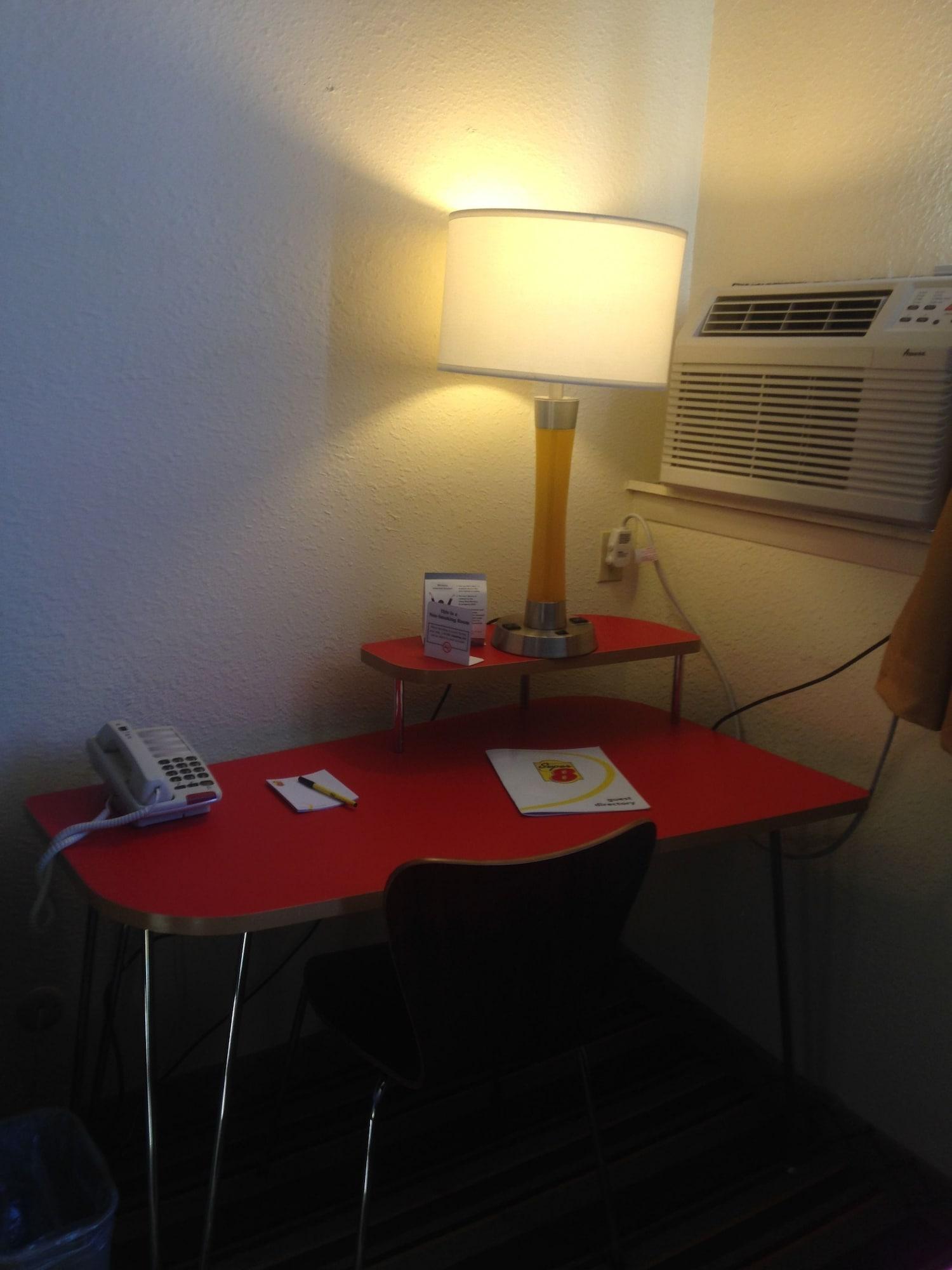 Super 8 By Wyndham 3*